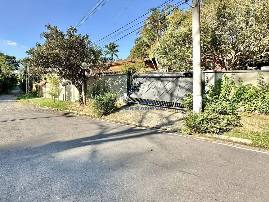 Casa de Condomínio com 3 quartos à venda, 1100m2 em Pousada dos Bandeirantes, Carapicuiba - SP - imagem 3 Foto 3 de Casa de Condomínio com 3 quartos à venda, 1100m2 em Pousada dos Bandeirantes, Carapicuiba - SP