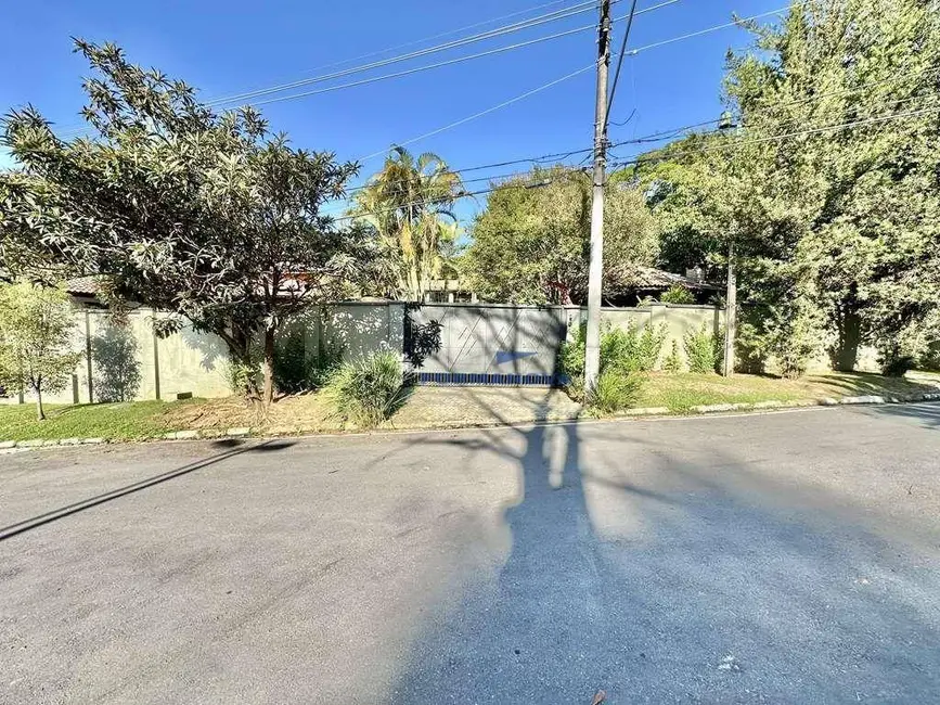 Casa de Condomínio com 3 quartos à venda, 1100m2 em Pousada dos Bandeirantes, Carapicuiba - SP - imagem 2 Foto 2 de Casa de Condomínio com 3 quartos à venda, 1100m2 em Pousada dos Bandeirantes, Carapicuiba - SP