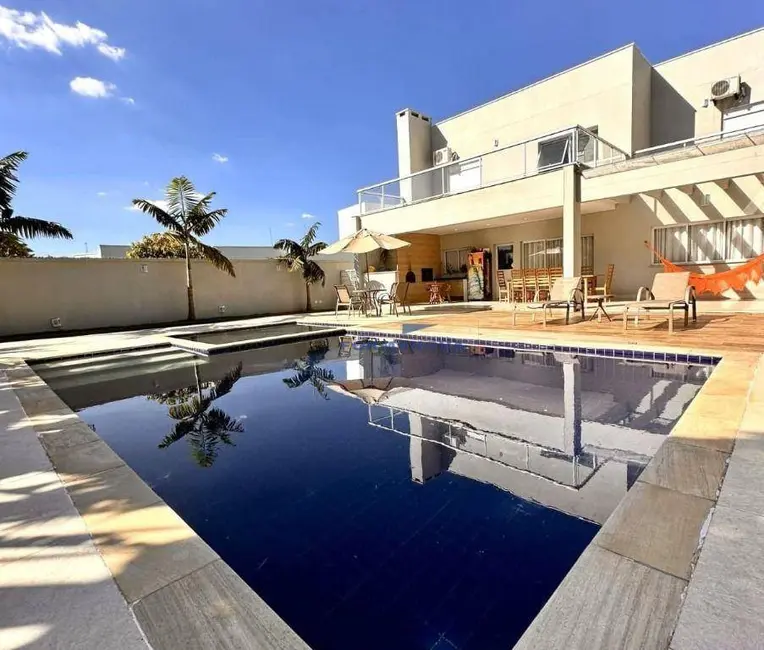 Foto 1 de Casa de Condomínio com 4 quartos à venda, 690m2 em Jardim do Golf I, Jandira - SP
