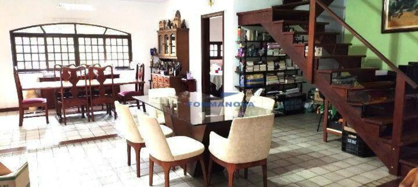 Casa de Condomínio com 4 quartos à venda, 1378m2 em Granja Caiapiá, Cotia - SP - imagem 8 Foto 8 de Casa de Condomínio com 4 quartos à venda, 1378m2 em Granja Caiapiá, Cotia - SP