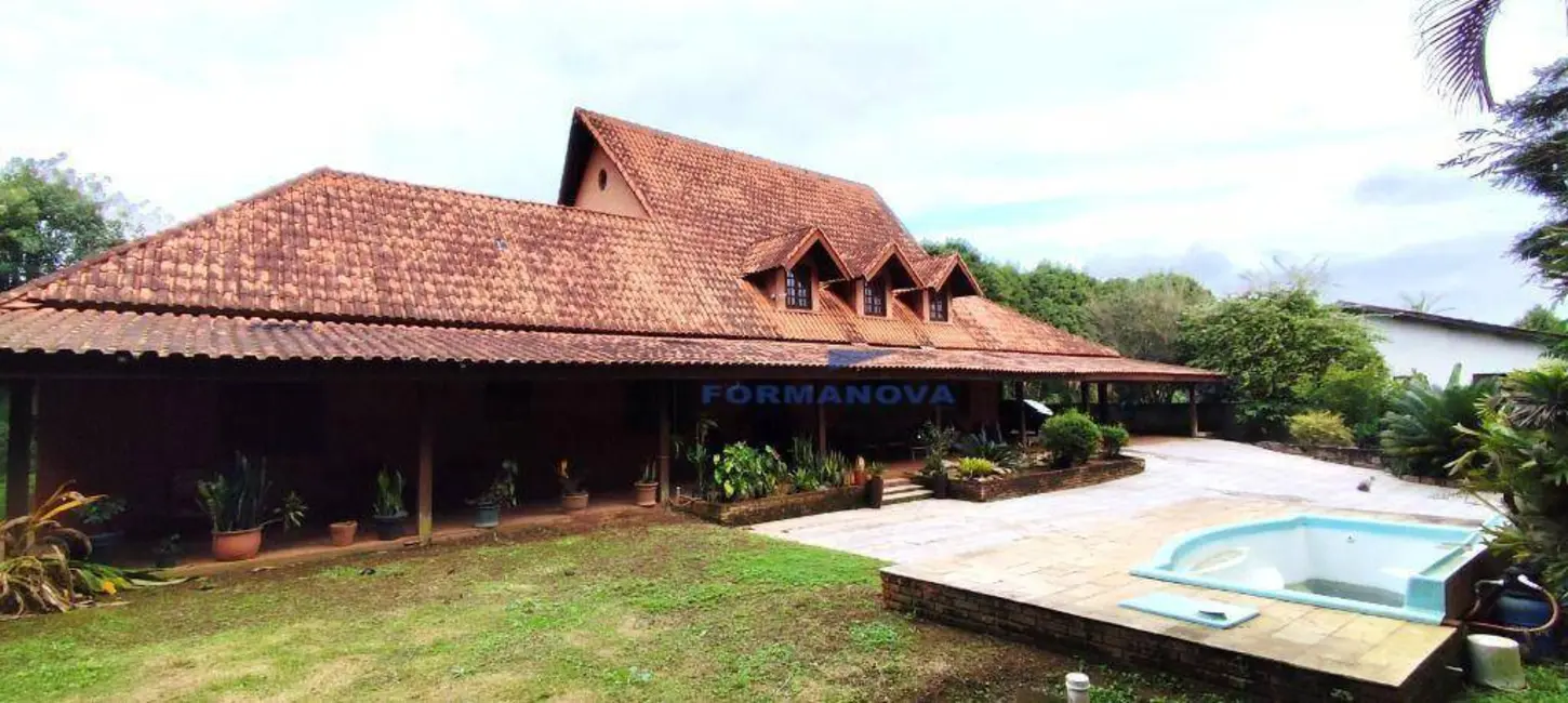 Casa de Condomínio com 4 quartos à venda, 1378m2 em Granja Caiapiá, Cotia - SP - imagem 2 Foto 2 de Casa de Condomínio com 4 quartos à venda, 1378m2 em Granja Caiapiá, Cotia - SP