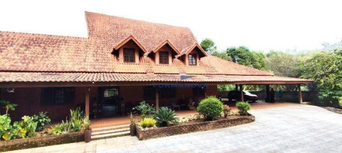 Casa de Condomínio com 4 quartos à venda, 1378m2 em Granja Caiapiá, Cotia - SP - imagem 1 Foto 1 de Casa de Condomínio com 4 quartos à venda, 1378m2 em Granja Caiapiá, Cotia - SP