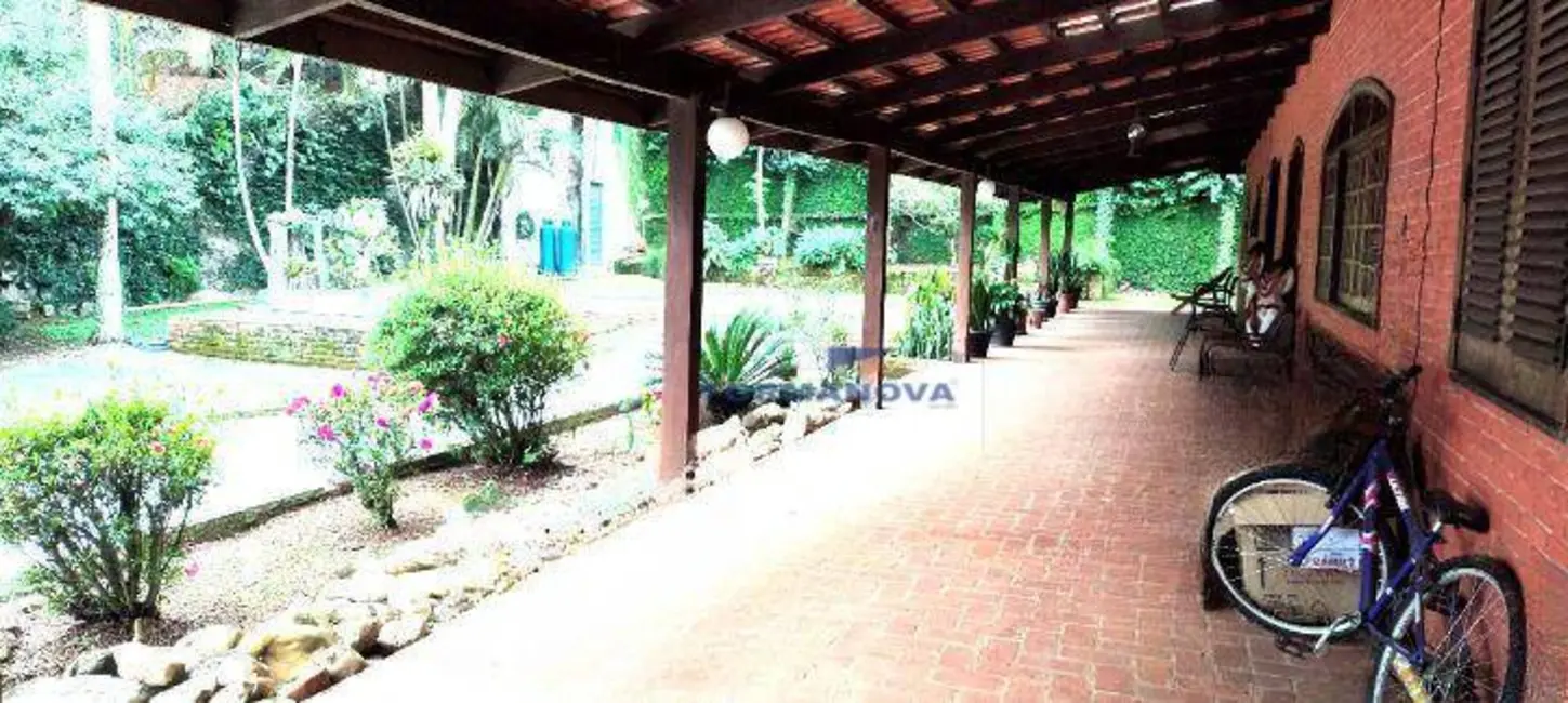 Casa de Condomínio com 4 quartos à venda, 1378m2 em Granja Caiapiá, Cotia - SP - imagem 5 Foto 5 de Casa de Condomínio com 4 quartos à venda, 1378m2 em Granja Caiapiá, Cotia - SP