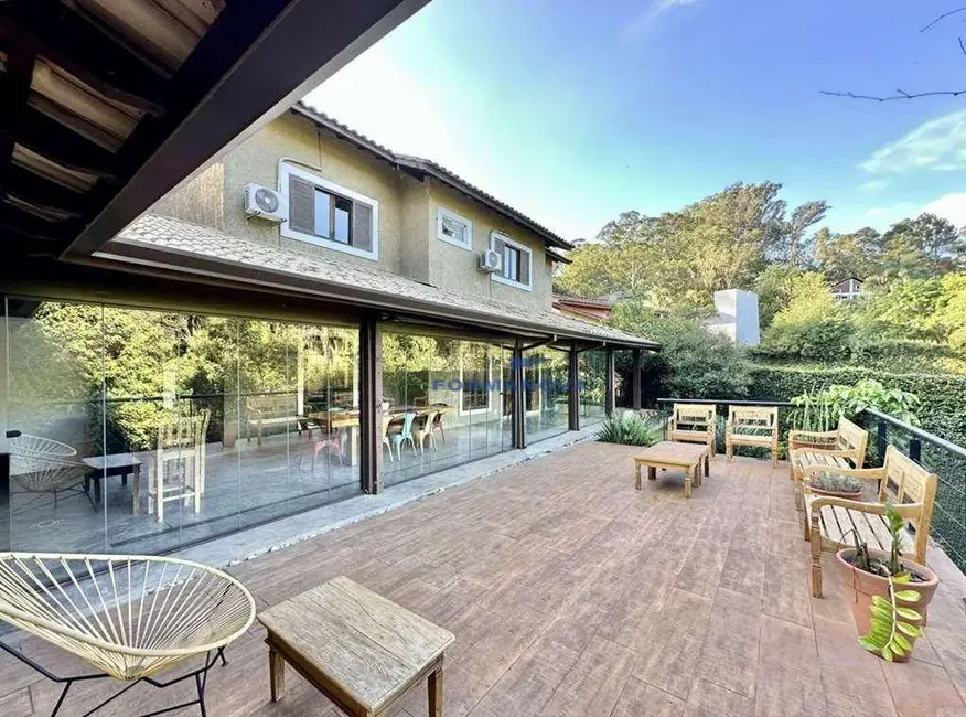 Foto 1 de Casa de Condomínio com 3 quartos à venda, 1020m2 em Chácara dos Lagos, Carapicuiba - SP