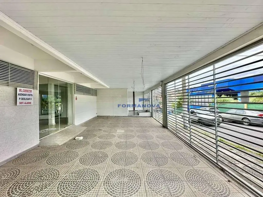 Foto 7 de Casa à venda e para alugar, 371m2 em Jardim Nomura, Cotia - SP