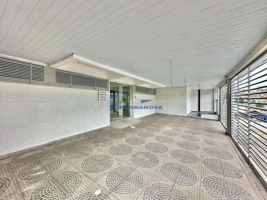 Foto 6 de Casa à venda e para alugar, 371m2 em Jardim Nomura, Cotia - SP