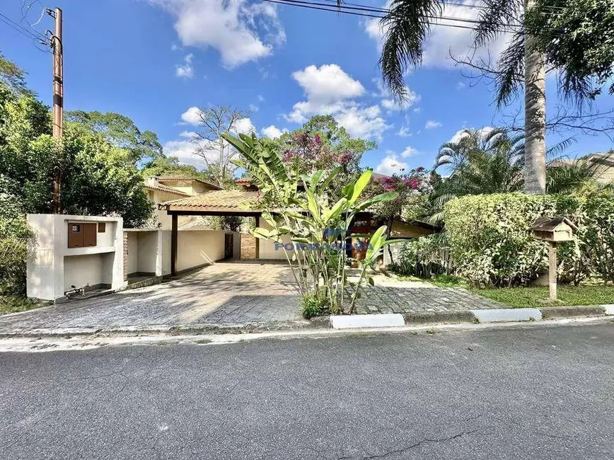 Casa de Condomínio com 5 quartos à venda, 546m2 em Pousada dos Bandeirantes, Carapicuiba - SP - imagem 3 Foto 3 de Casa de Condomínio com 5 quartos à venda, 546m2 em Pousada dos Bandeirantes, Carapicuiba - SP