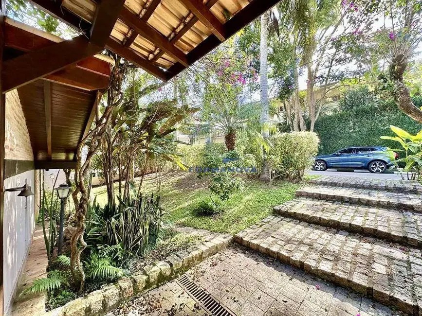 Casa de Condomínio com 5 quartos à venda, 546m2 em Pousada dos Bandeirantes, Carapicuiba - SP - imagem 5 Foto 5 de Casa de Condomínio com 5 quartos à venda, 546m2 em Pousada dos Bandeirantes, Carapicuiba - SP