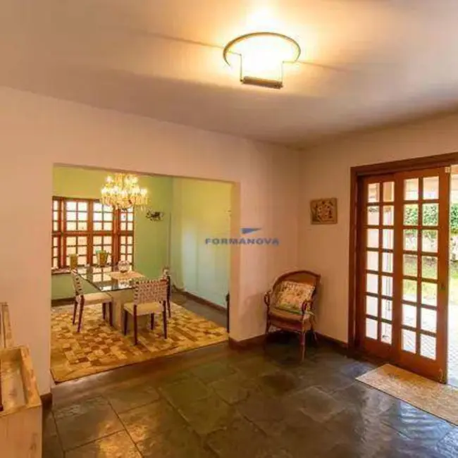 Foto 2 de Casa de Condomínio com 3 quartos à venda, 500m2 em Jardim Ipês, Cotia - SP