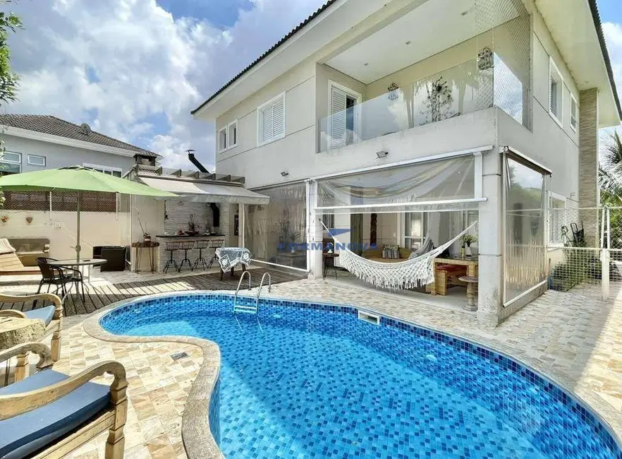 Foto 1 de Casa de Condomínio com 4 quartos à venda, 360m2 em Granja Santa Maria, Carapicuiba - SP