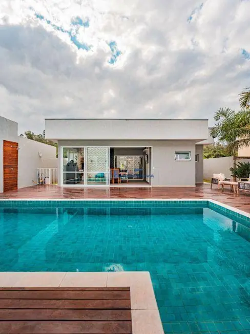 Foto 4 de Casa de Condomínio com 3 quartos à venda, 500m2 em Jardim Caiapiá, Cotia - SP