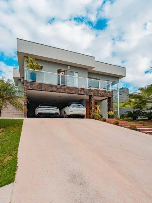 Foto 2 de Casa de Condomínio com 3 quartos à venda, 500m2 em Jardim Caiapiá, Cotia - SP