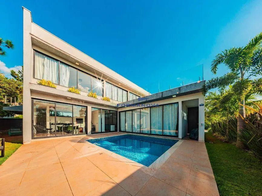 Foto 2 de Casa de Condomínio com 3 quartos à venda e para alugar, 550m2 em Chácara Ondas Verdes, Cotia - SP