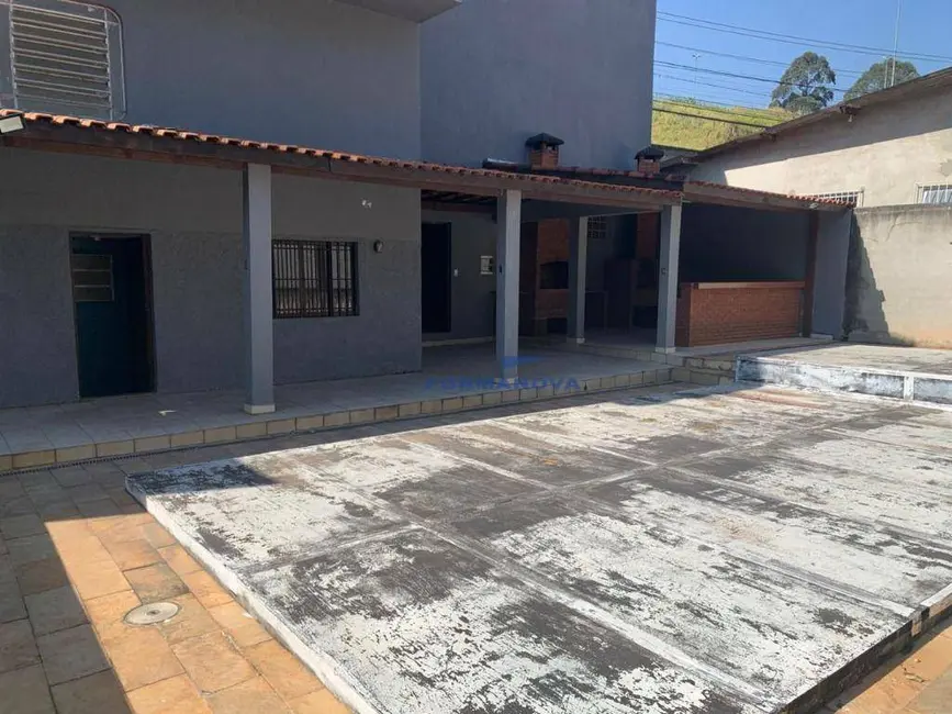 Casa com 4 quartos à venda e para alugar, 774m2 em Parque Rincão, Cotia - SP - imagem 3 Foto 3 de Casa com 4 quartos à venda e para alugar, 774m2 em Parque Rincão, Cotia - SP