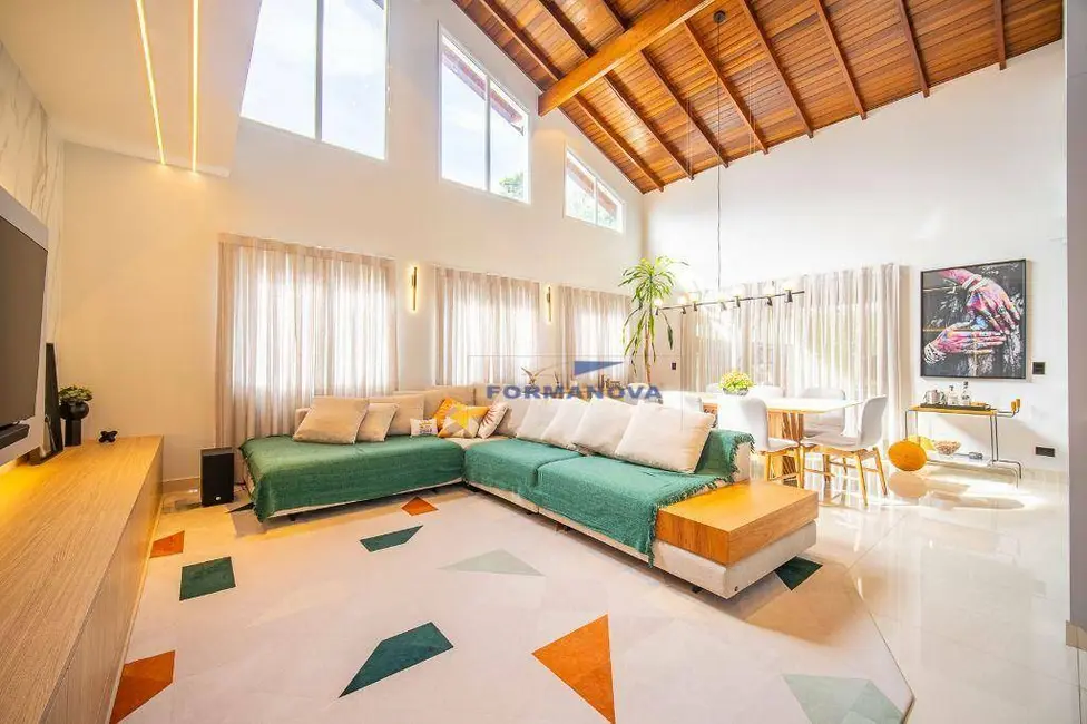 Casa de Condomínio com 4 quartos à venda, 429m2 em Transurb, Itapevi - SP - imagem 8 Foto 8 de Casa de Condomínio com 4 quartos à venda, 429m2 em Transurb, Itapevi - SP