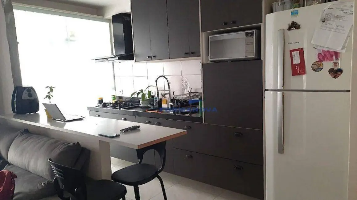 Foto 3 de Apartamento com 2 quartos à venda, 45m2 em Jardim Colibri, Cotia - SP