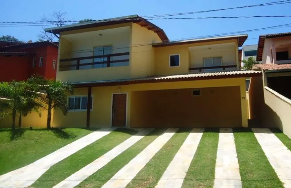 Foto 1 de Casa de Condomínio com 3 quartos para alugar, 500m2 em Jardim Ipês, Cotia - SP