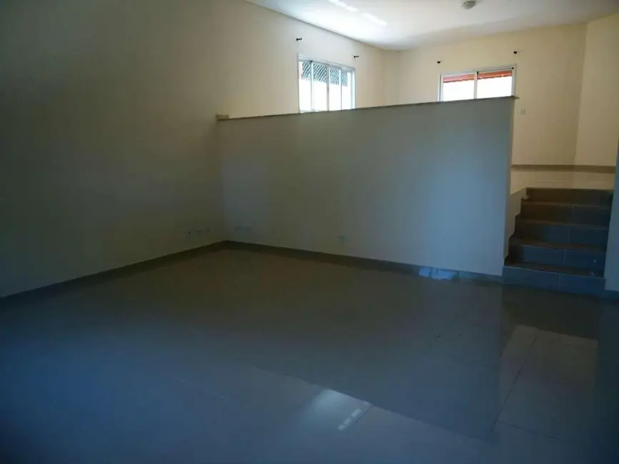 Foto 6 de Casa de Condomínio com 3 quartos para alugar, 500m2 em Jardim Ipês, Cotia - SP