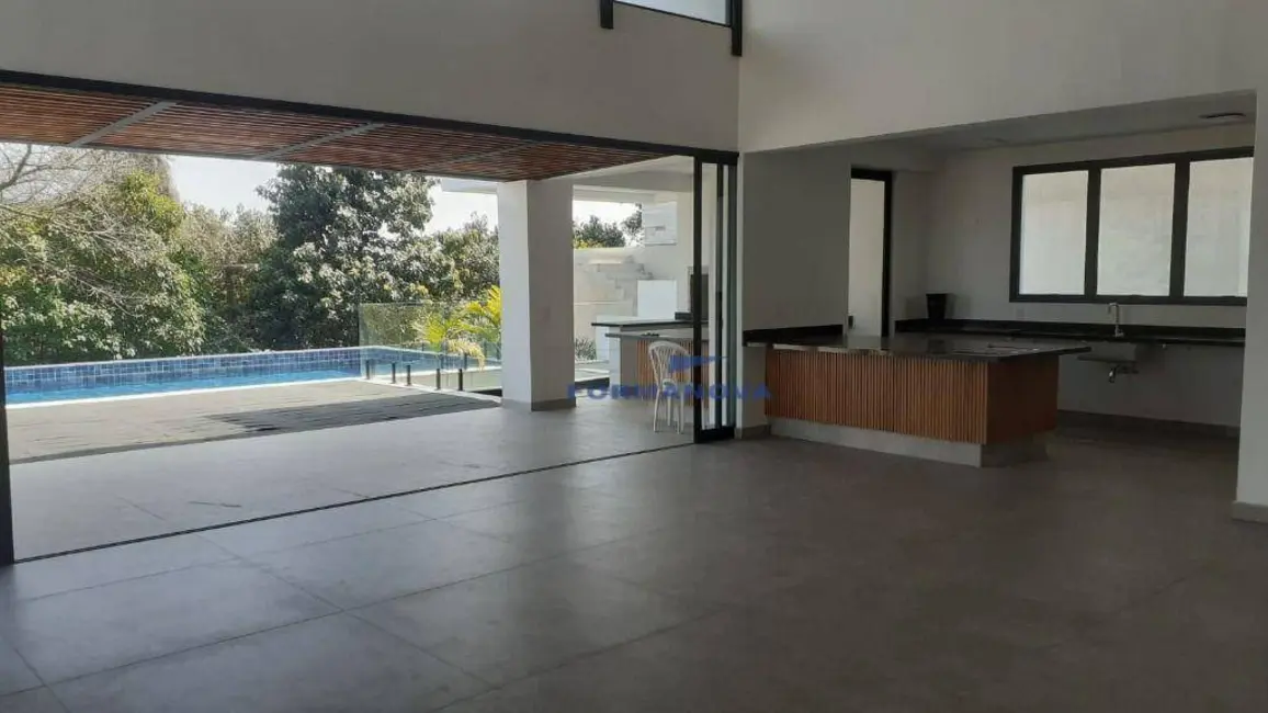 Casa de Condomínio com 5 quartos à venda, 545m2 em Chácara dos Lagos, Carapicuiba - SP - imagem 9 Foto 9 de Casa de Condomínio com 5 quartos à venda, 545m2 em Chácara dos Lagos, Carapicuiba - SP