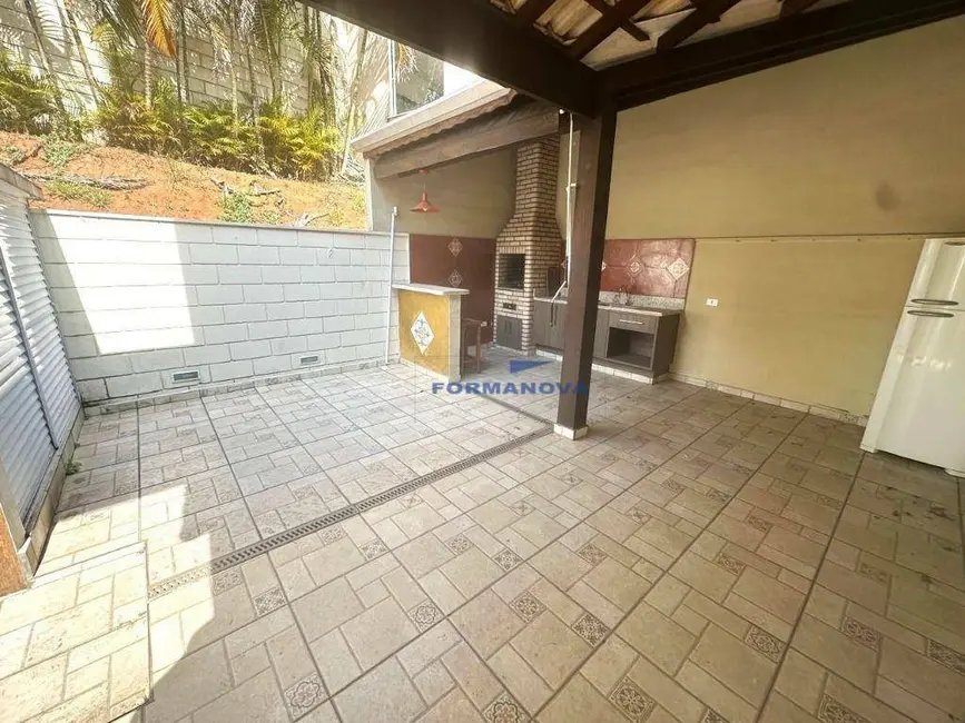 Casa de Condomínio com 3 quartos à venda, 133m2 em Jardim Belizário, Cotia - SP - imagem 6 Foto 6 de Casa de Condomínio com 3 quartos à venda, 133m2 em Jardim Belizário, Cotia - SP