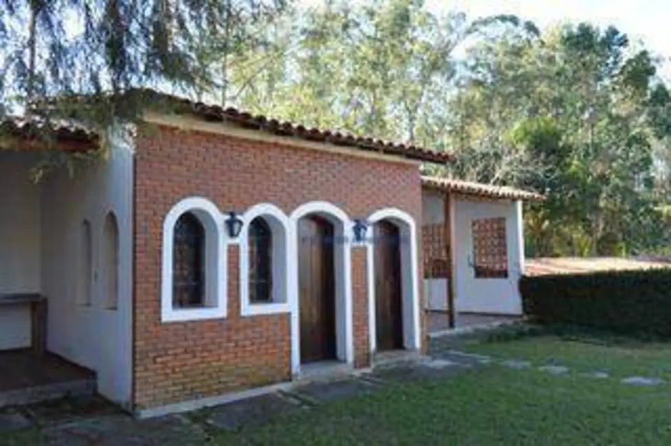 Foto 2 de Casa de Condomínio com 4 quartos à venda, 600m2 em Jardim do Golf I, Jandira - SP