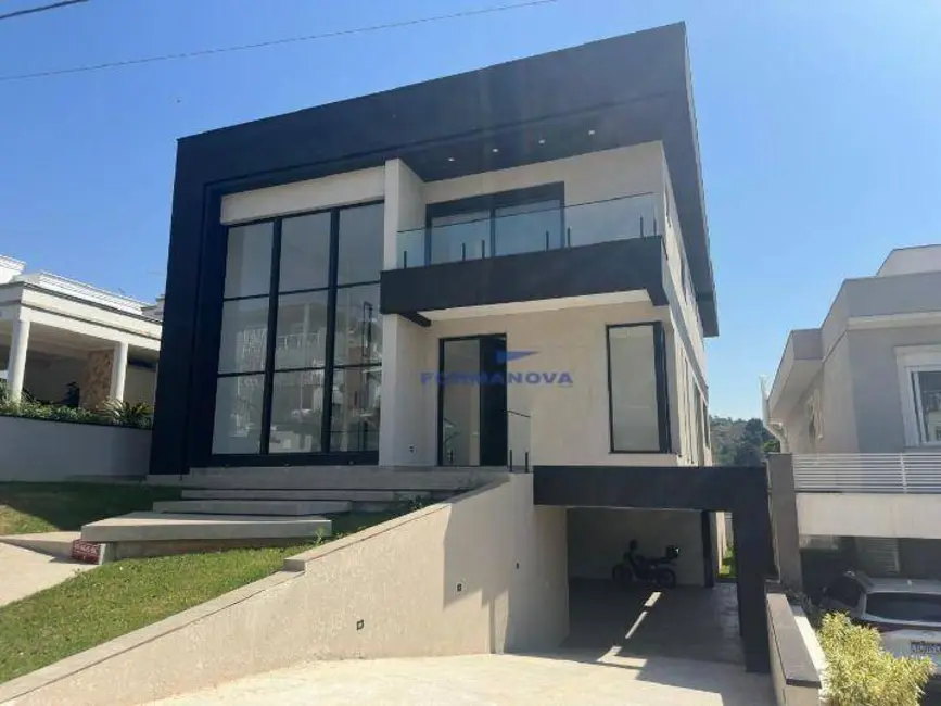 Foto 2 de Casa de Condomínio com 4 quartos à venda, 540m2 em Jardim do Golf I, Jandira - SP