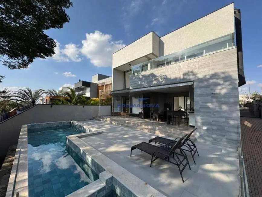 Casa de Condomínio com 4 quartos à venda, 510m2 em Chácara dos Lagos, Carapicuiba - SP - imagem 3 Foto 3 de Casa de Condomínio com 4 quartos à venda, 510m2 em Chácara dos Lagos, Carapicuiba - SP