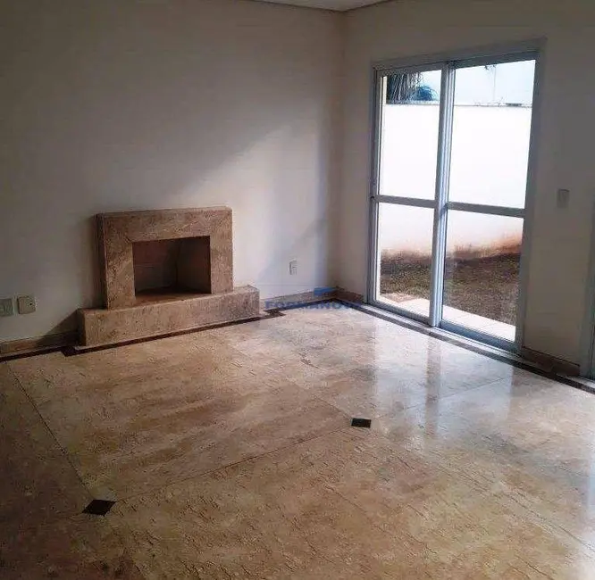 Foto 4 de Casa de Condomínio com 3 quartos à venda, 260m2 em Jardim Passárgada I, Cotia - SP