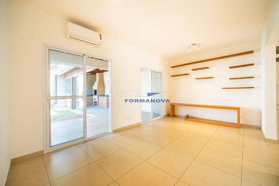 Casa de Condomínio com 3 quartos à venda, 120m2 em Parque Rincão, Cotia - SP - imagem 5 Foto 5 de Casa de Condomínio com 3 quartos à venda, 120m2 em Parque Rincão, Cotia - SP