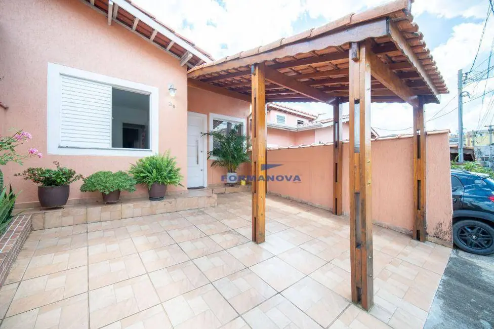 Foto 2 de Casa de Condomínio com 2 quartos à venda, 75m2 em Jardim Petrópolis, Cotia - SP