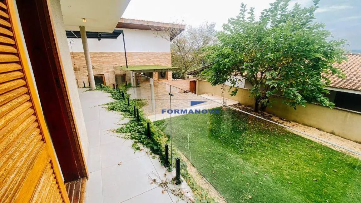 Casa de Condomínio com 3 quartos à venda, 170m2 em Chácara dos Junqueiras, Carapicuiba - SP - imagem 9 Foto 9 de Casa de Condomínio com 3 quartos à venda, 170m2 em Chácara dos Junqueiras, Carapicuiba - SP