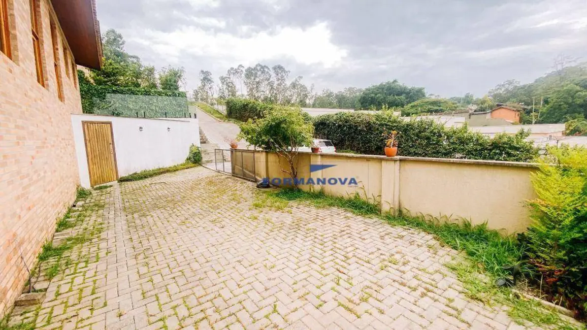 Casa de Condomínio com 3 quartos à venda, 170m2 em Chácara dos Junqueiras, Carapicuiba - SP - imagem 7 Foto 7 de Casa de Condomínio com 3 quartos à venda, 170m2 em Chácara dos Junqueiras, Carapicuiba - SP