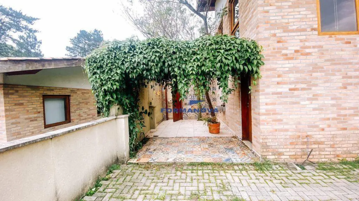 Casa de Condomínio com 3 quartos à venda, 170m2 em Chácara dos Junqueiras, Carapicuiba - SP - imagem 3 Foto 3 de Casa de Condomínio com 3 quartos à venda, 170m2 em Chácara dos Junqueiras, Carapicuiba - SP