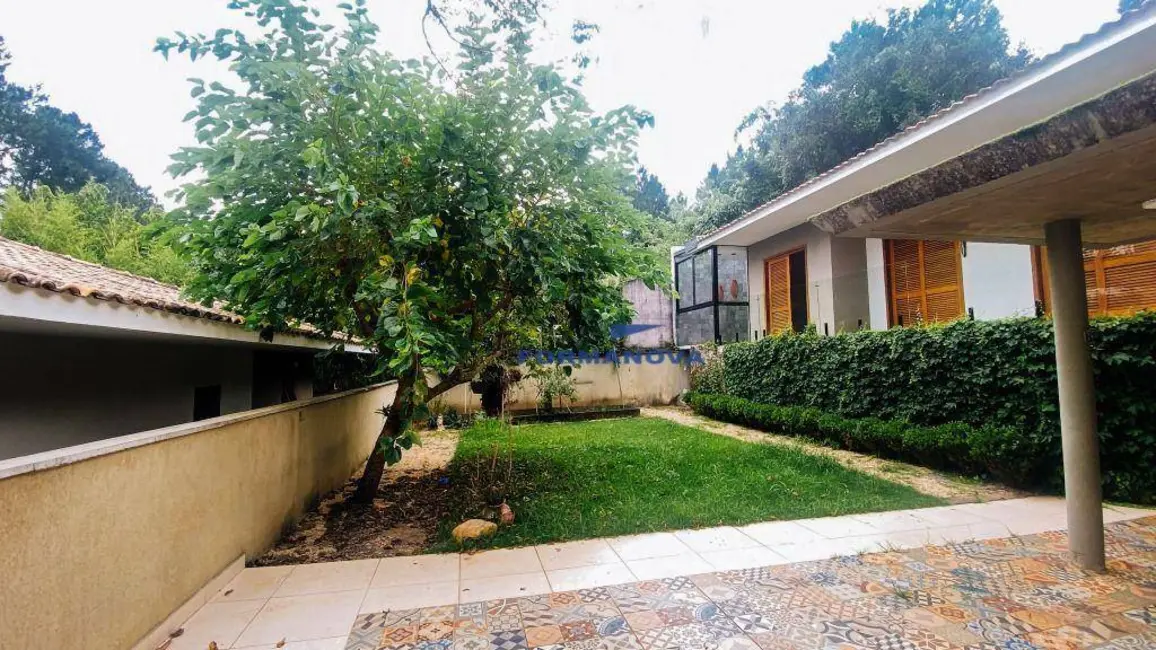 Casa de Condomínio com 3 quartos à venda, 170m2 em Chácara dos Junqueiras, Carapicuiba - SP - imagem 5 Foto 5 de Casa de Condomínio com 3 quartos à venda, 170m2 em Chácara dos Junqueiras, Carapicuiba - SP