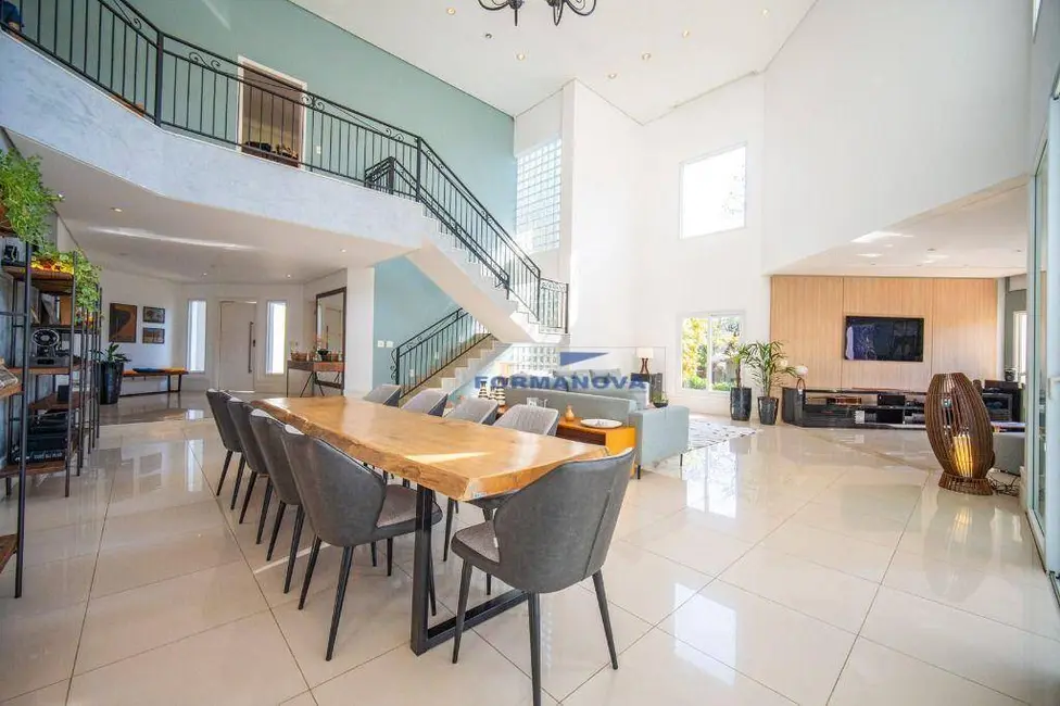 Foto 6 de Casa de Condomínio com 4 quartos à venda, 1515m2 em Residencial Euroville, Carapicuiba - SP