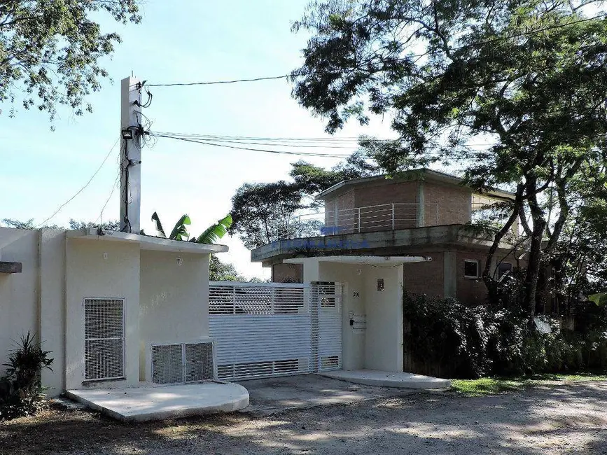 Foto 2 de Casa de Condomínio com 4 quartos à venda e para alugar, 810m2 em Chácara Santa Lúcia, Carapicuiba - SP