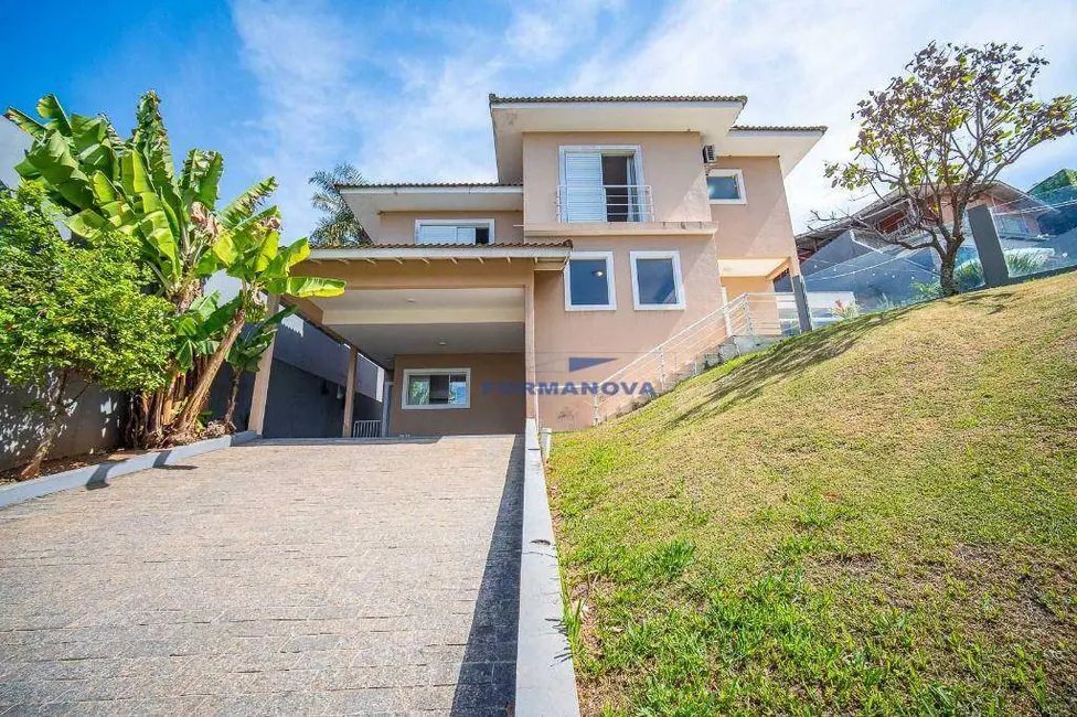 Casa de Condomínio com 4 quartos à venda, 500m2 em Chácara das Paineiras, Carapicuiba - SP - imagem 2 Foto 2 de Casa de Condomínio com 4 quartos à venda, 500m2 em Chácara das Paineiras, Carapicuiba - SP