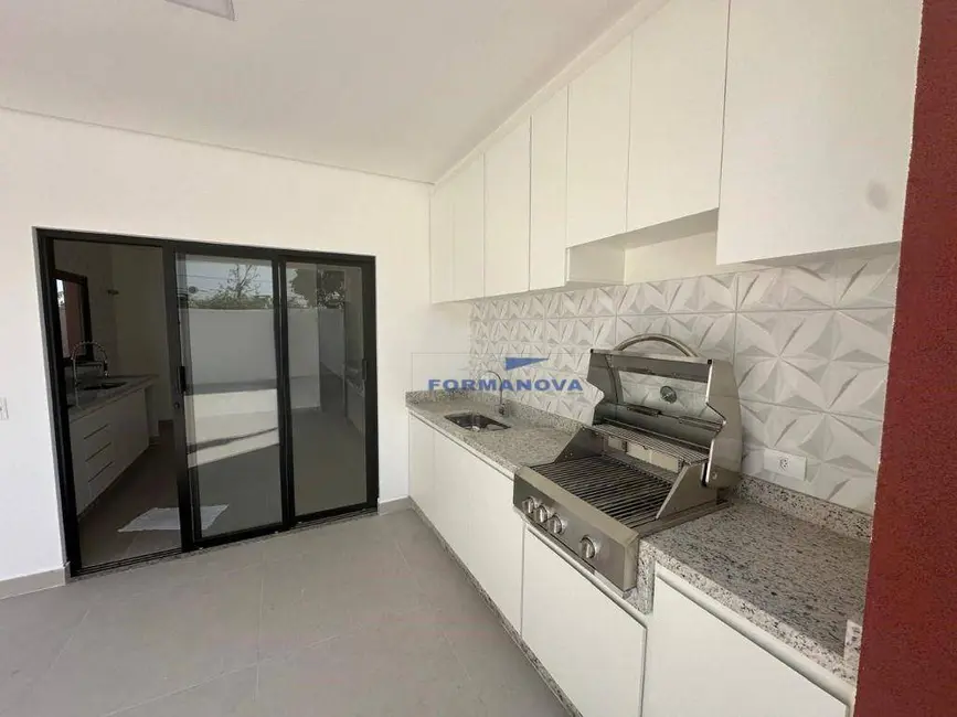 Casa de Condomínio com 3 quartos à venda, 150m2 em Jardim Semiramis, Cotia - SP - imagem 7 Foto 7 de Casa de Condomínio com 3 quartos à venda, 150m2 em Jardim Semiramis, Cotia - SP