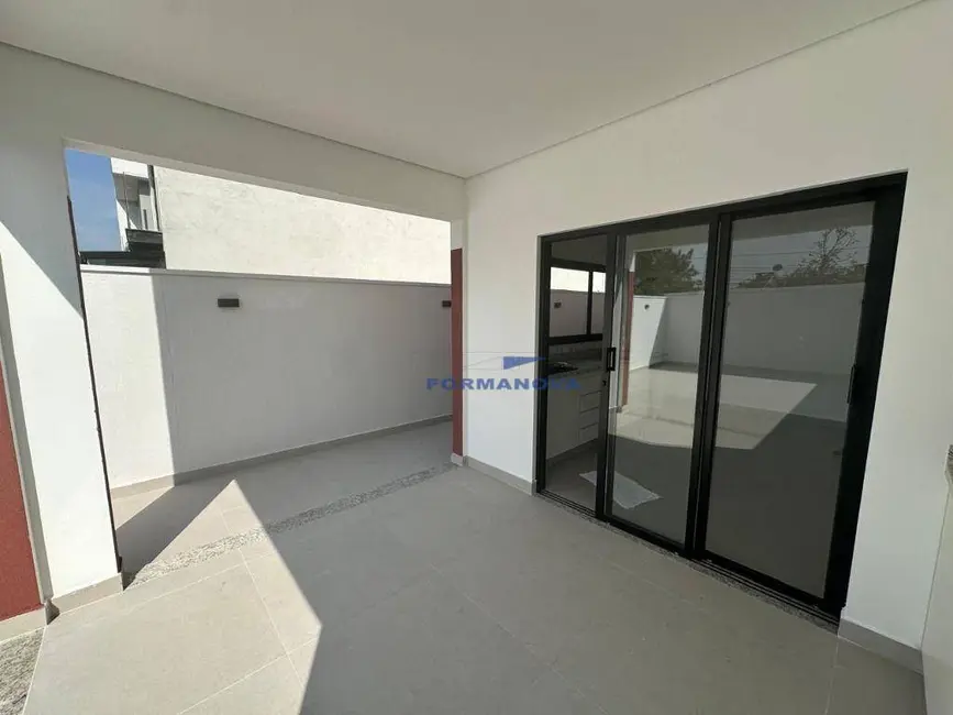 Casa de Condomínio com 3 quartos à venda, 150m2 em Jardim Semiramis, Cotia - SP - imagem 8 Foto 8 de Casa de Condomínio com 3 quartos à venda, 150m2 em Jardim Semiramis, Cotia - SP