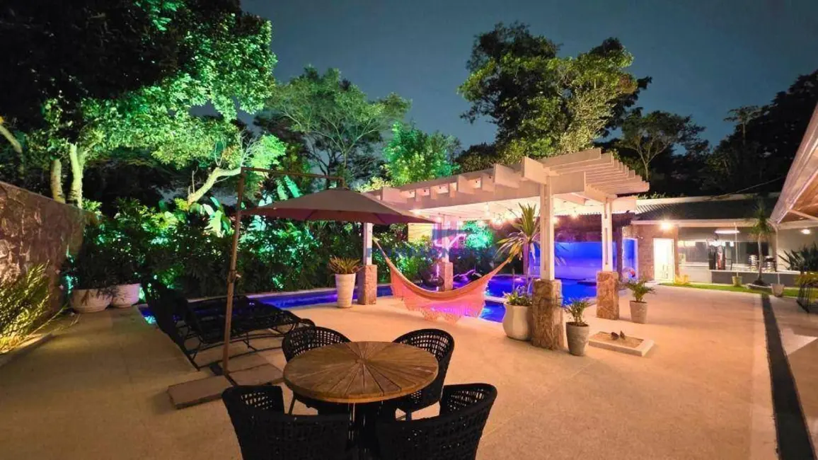 Casa de Condomínio com 6 quartos à venda e para alugar, 1000m2 em Jardim Marilu, Carapicuiba - SP - imagem 1 Foto 1 de Casa de Condomínio com 6 quartos à venda e para alugar, 1000m2 em Jardim Marilu, Carapicuiba - SP