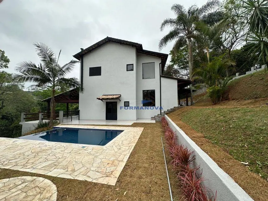 Casa de Condomínio com 4 quartos à venda, 1000m2 em Chácara Moinho Velho, Carapicuiba - SP - imagem 4 Foto 4 de Casa de Condomínio com 4 quartos à venda, 1000m2 em Chácara Moinho Velho, Carapicuiba - SP