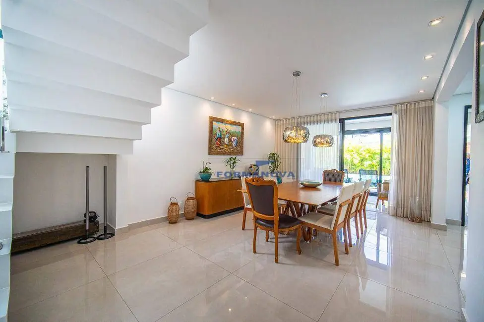 Casa de Condomínio com 4 quartos à venda, 550m2 em São Paulo II, Cotia - SP - imagem 6 Foto 6 de Casa de Condomínio com 4 quartos à venda, 550m2 em São Paulo II, Cotia - SP