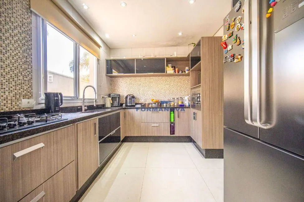 Foto 8 de Casa de Condomínio com 3 quartos à venda, 207m2 em Jardim Rebelato, Cotia - SP