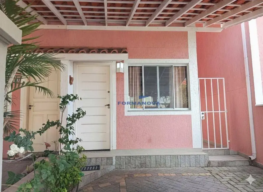 Casa de Condomínio com 2 quartos à venda, 100m2 em Cotia - SP - imagem 1 Foto 1 de Casa de Condomínio com 2 quartos à venda, 100m2 em Cotia - SP