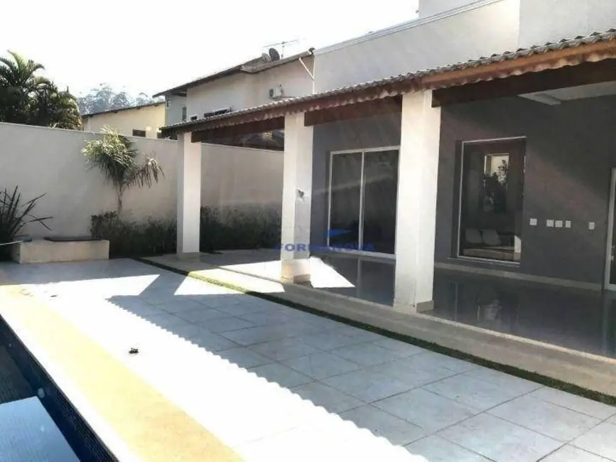 Foto 4 de Casa de Condomínio com 4 quartos à venda, 585m2 em Jardim do Golf I, Jandira - SP