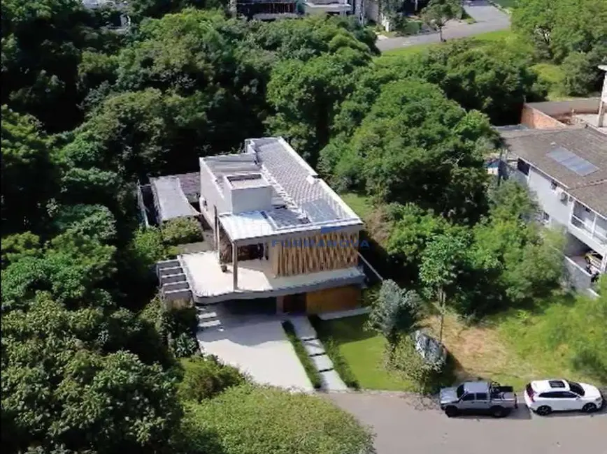 Foto 1 de Casa de Condomínio com 5 quartos à venda, 572m2 em Jardim do Golf I, Jandira - SP