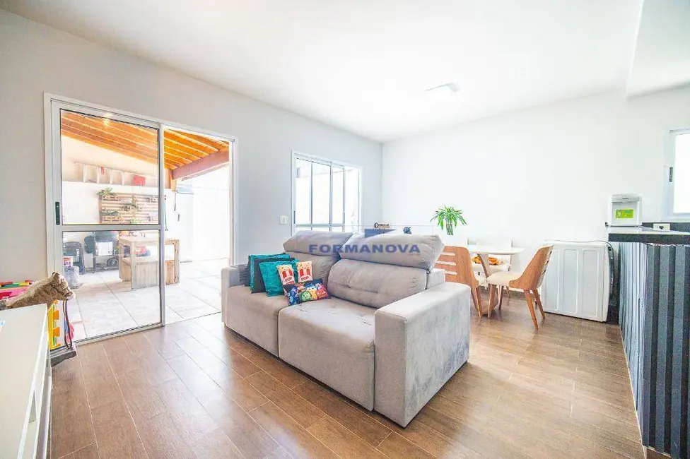 Foto 6 de Casa de Condomínio com 3 quartos à venda, 126m2 em Chácara Quiriri, Carapicuiba - SP