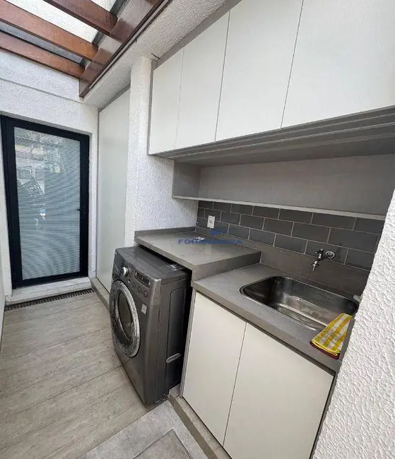 Foto 9 de Casa de Condomínio com 4 quartos à venda, 275m2 em Parque Rincão, Cotia - SP