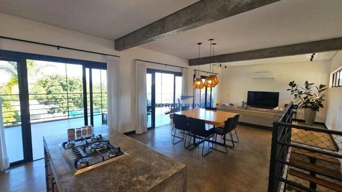 Foto 3 de Casa de Condomínio com 3 quartos à venda, 674m2 em Chácara Moinho Velho, Carapicuiba - SP