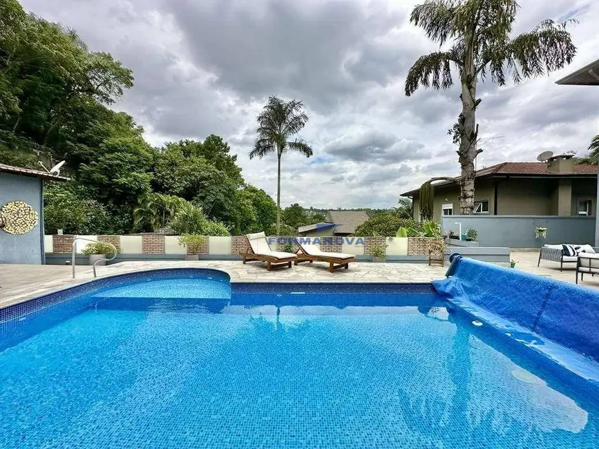 Foto 3 de Casa de Condomínio com 3 quartos à venda, 640m2 em Jardim do Golf I, Jandira - SP